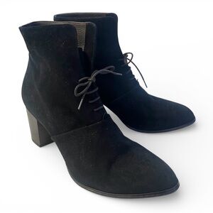 NWOB COCLICO Gravitypope Suede Wood Heel Almond Toe Lace Up Ankle Boots 9